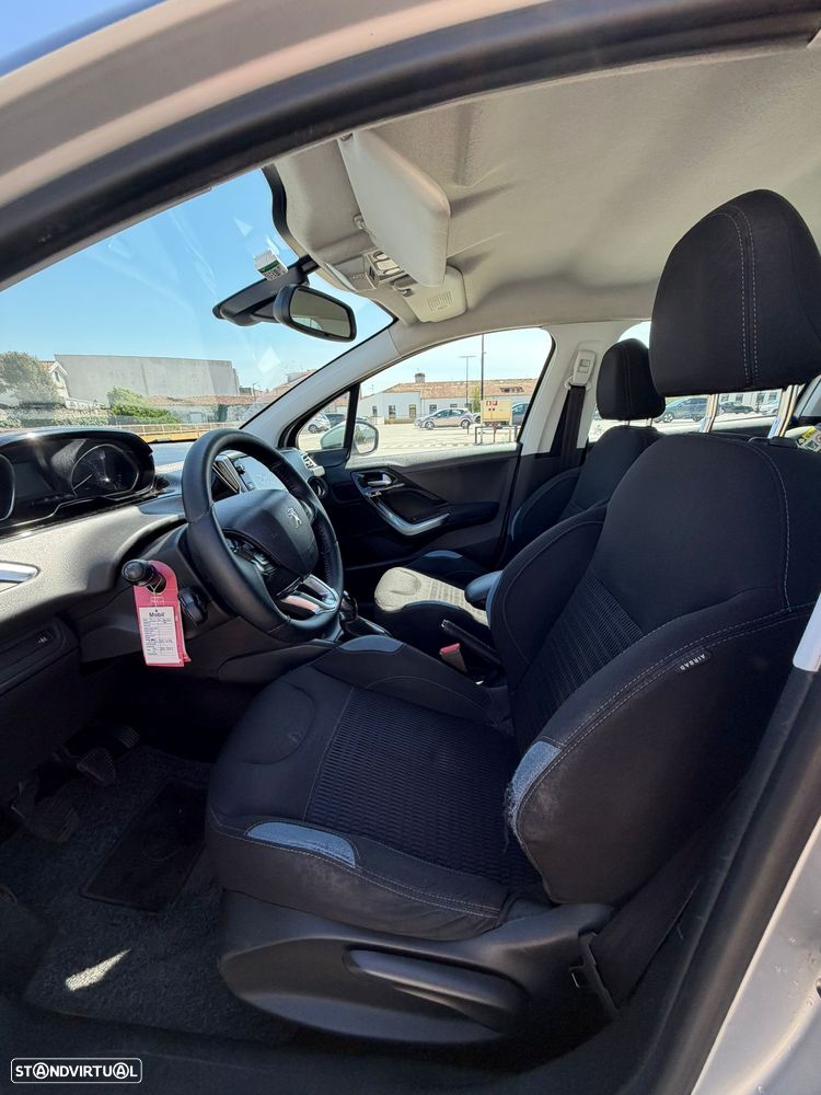 Peugeot 208 1.4 HDi Allure - 9