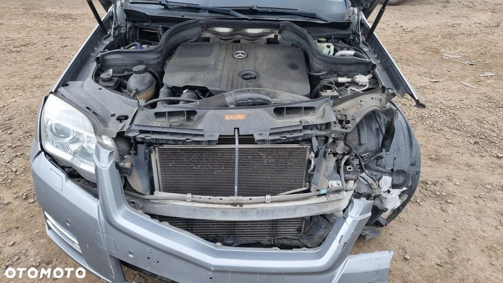 Mercedes-Benz GLK 220 CDI DPF BlueEFFICIENCY 7G-TRONIC SPORT EDITION - 28