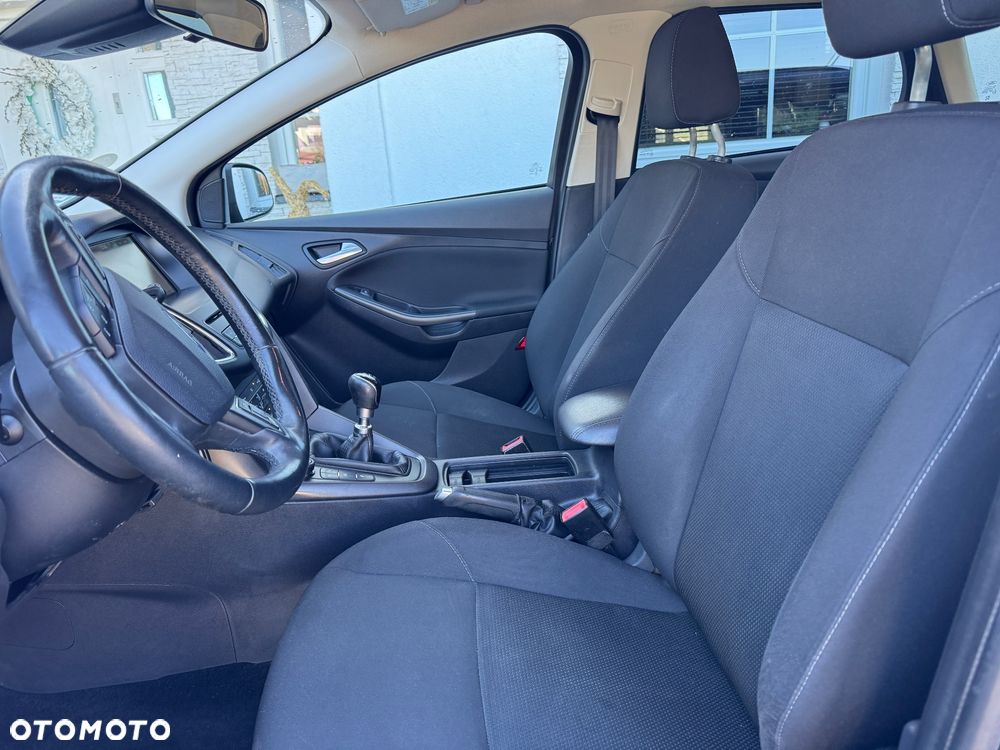 Ford Focus - 11