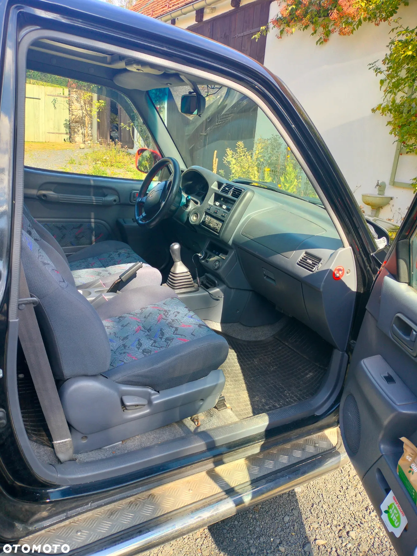 Toyota RAV4 - 23