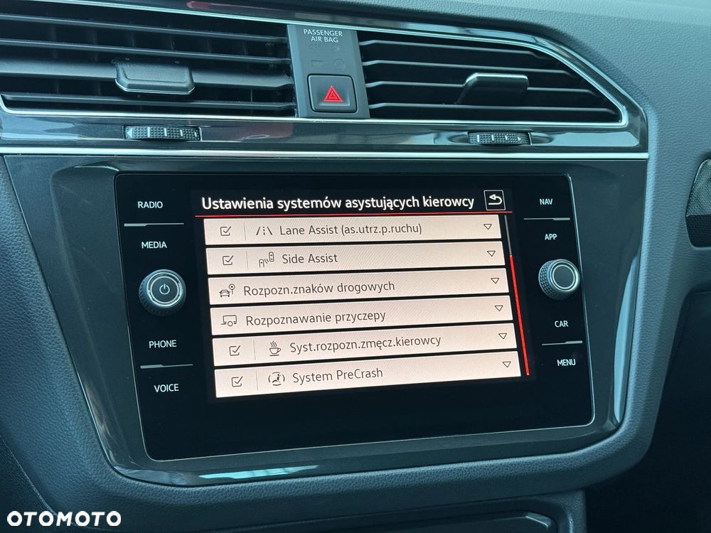 Volkswagen Tiguan 2.0 TDI SCR 4Mot Elegance DSG - 40