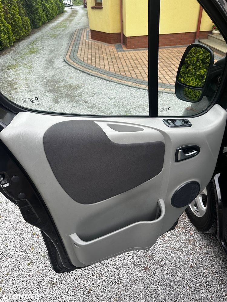 Opel Vivaro - 29