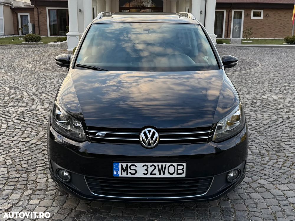 Volkswagen Touran 2.0 TDI DSG Highline - 2