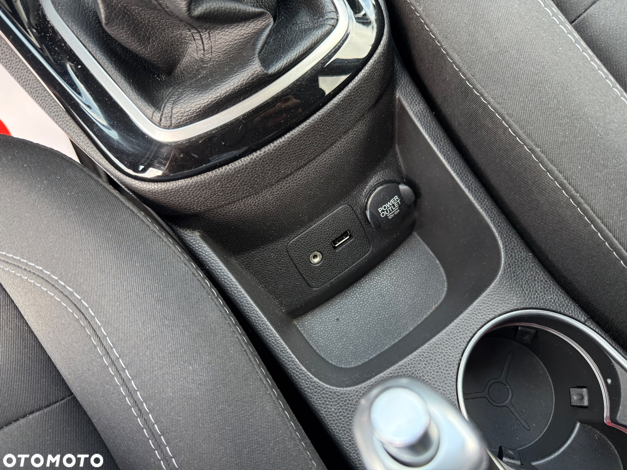 Ford Fiesta 1.0 EcoBoost S&S TITANIUM - 20
