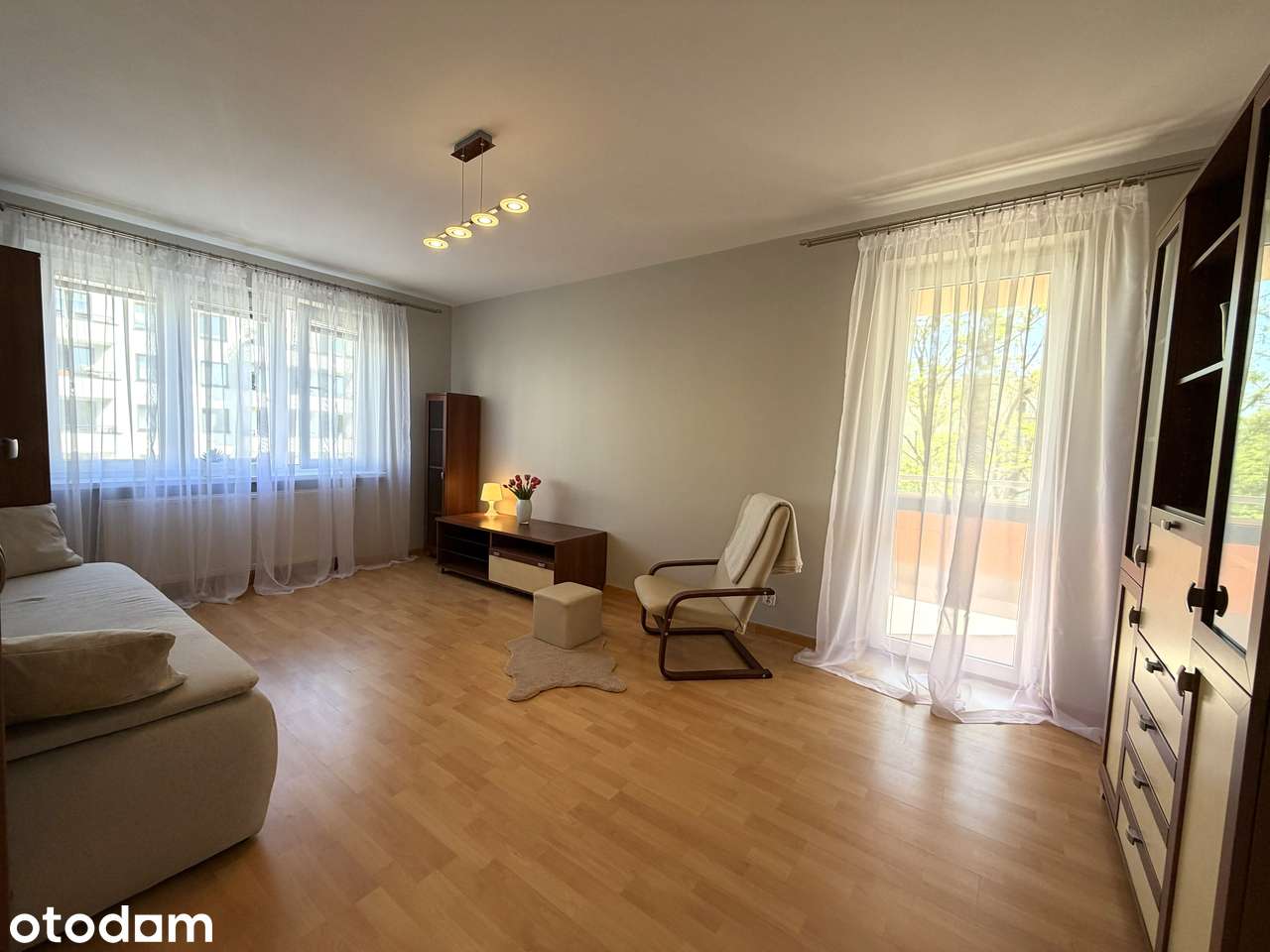 Narożne, 2 pokoje z oddzielną kuchnią 50 m² | balkon | tramwaj 3min |