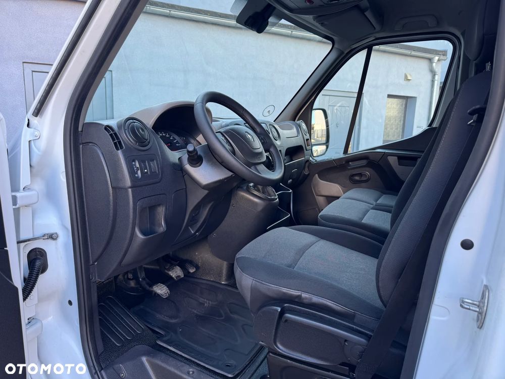 Renault Master - 10