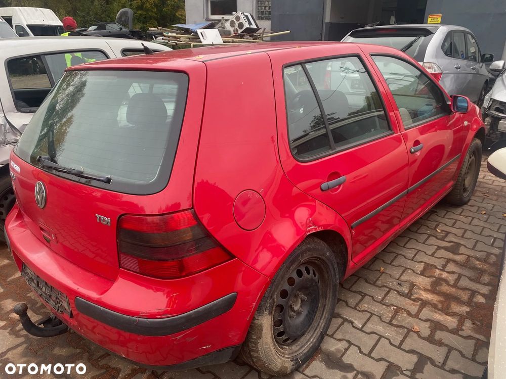 VW Golf 4 na części - 2