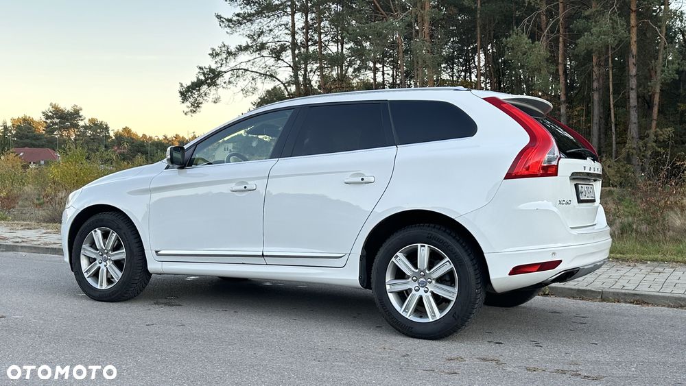Volvo XC 60 T6 AWD Geartronic Summum - 10