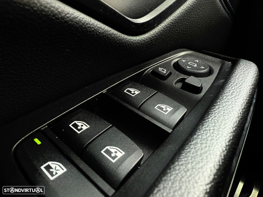 BMW 320 d Pack M Shadow Auto - 47