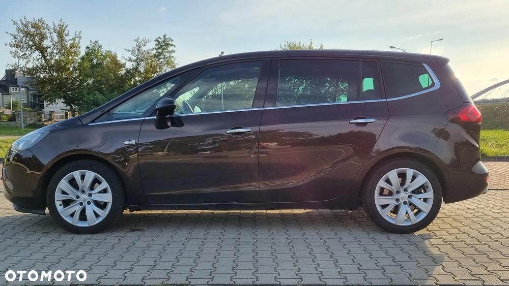 Opel Zafira 2.0 CDTI Cosmo - 8
