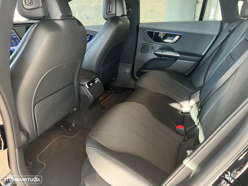 Mercedes-Benz EQE 300 Electric Art - 14