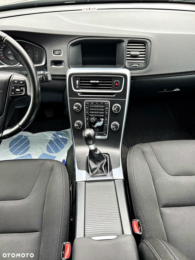 Volvo V60 D3 Business Edition - 23