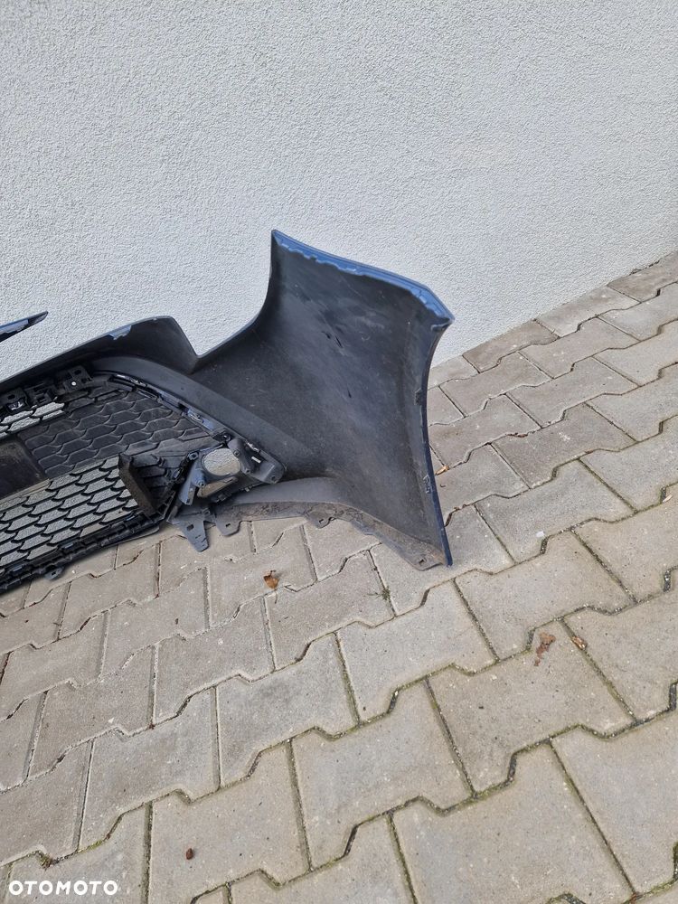 Zderzak Toyota Corolla XII E21 E210 2018 - bez dziur - 17