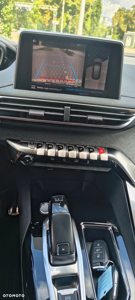 Peugeot 3008 - 11