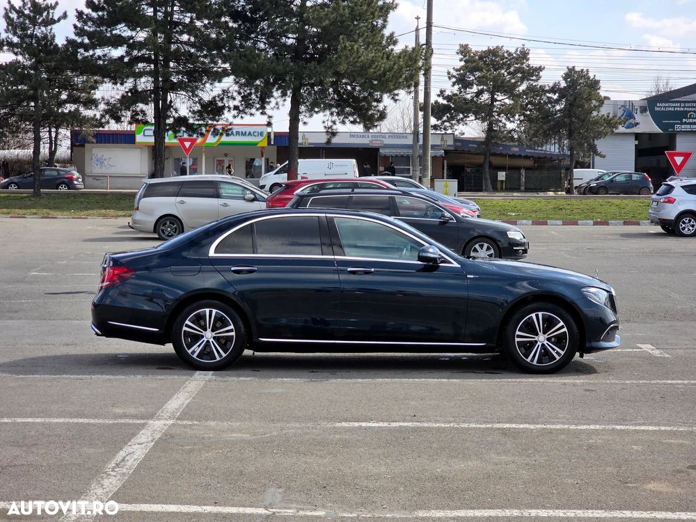 Mercedes-Benz E 220 d 9G-TRONIC Exclusive - 16