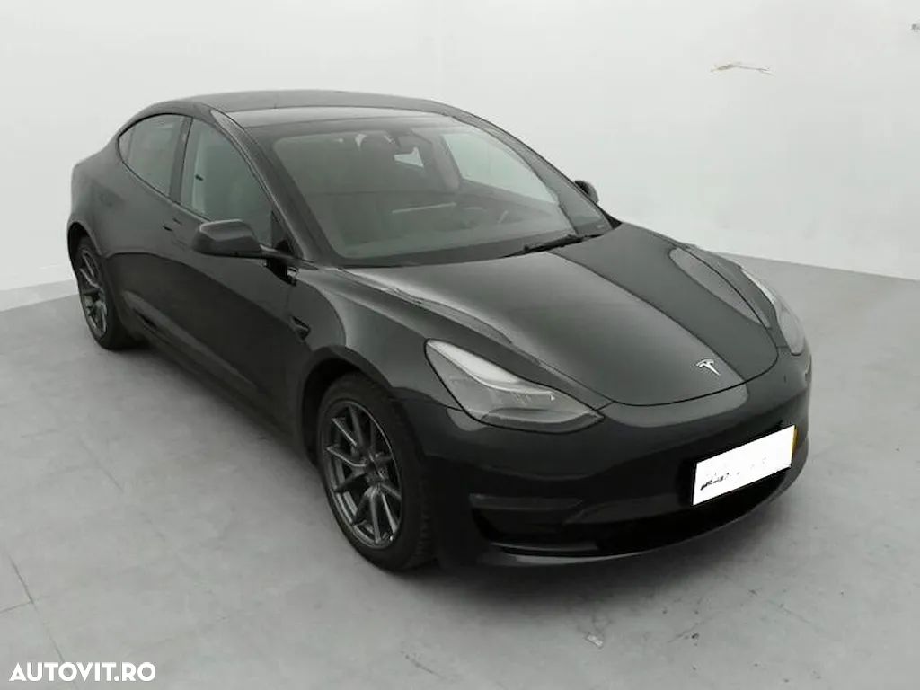 Tesla Model 3 Langstreckenbatterie Allradantrieb Dual Motor - 1