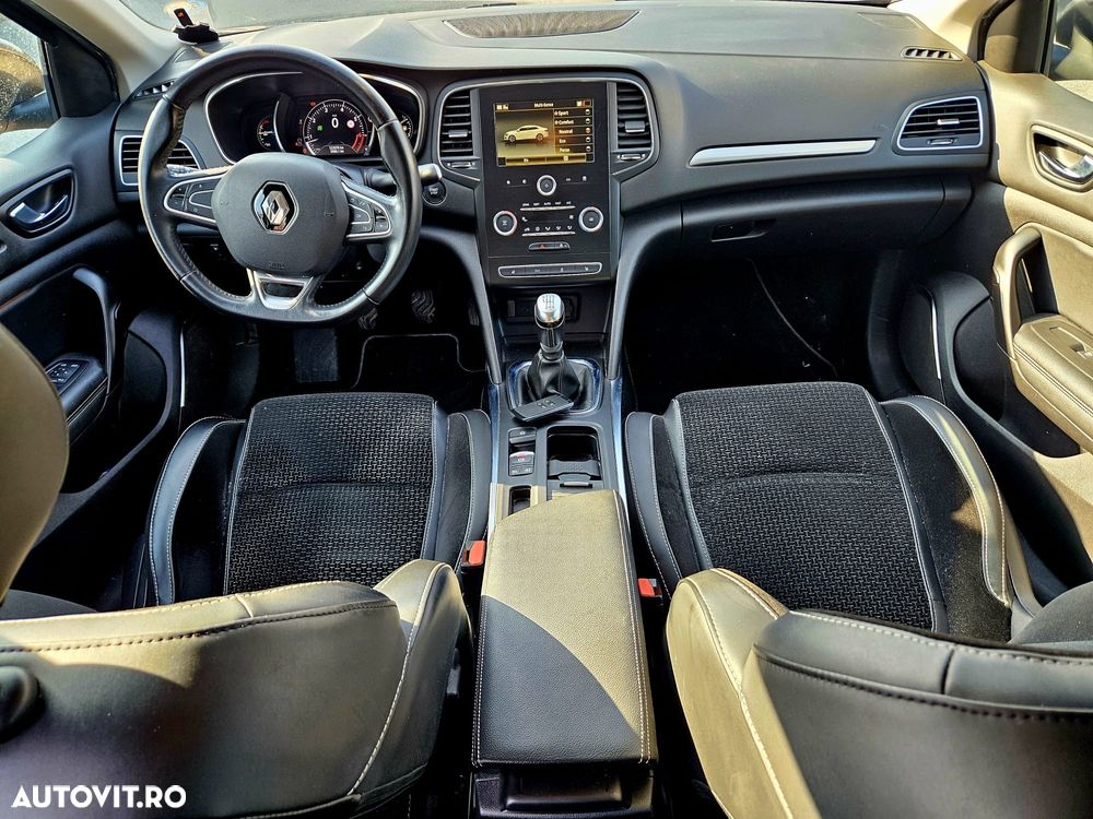 Renault Megane TCe GPF Intens - 12