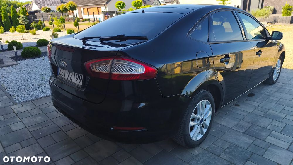 Ford Mondeo 2.0 TDCi Ambiente - 4