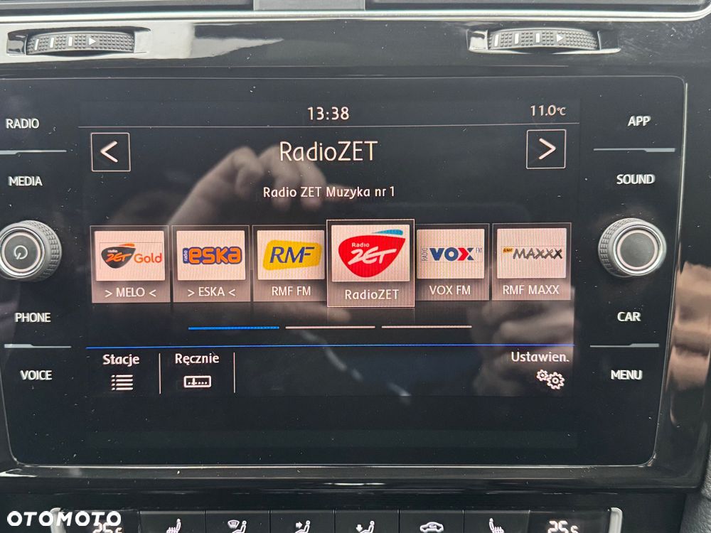 Volkswagen Golf - 11