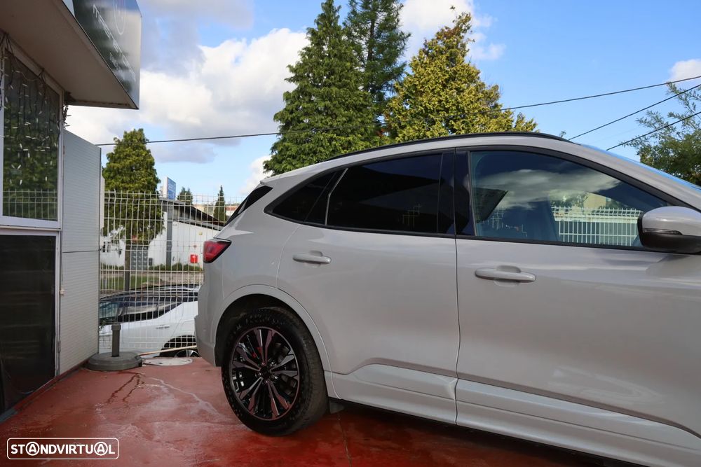 Ford Kuga 2.5 PHEV ST-Line X - 10