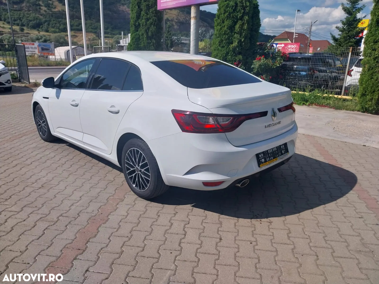 Renault Megane TCE GPF Zen - 14