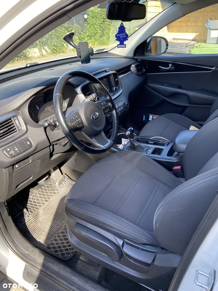 Kia Sorento 2.0 CRDI M - 5