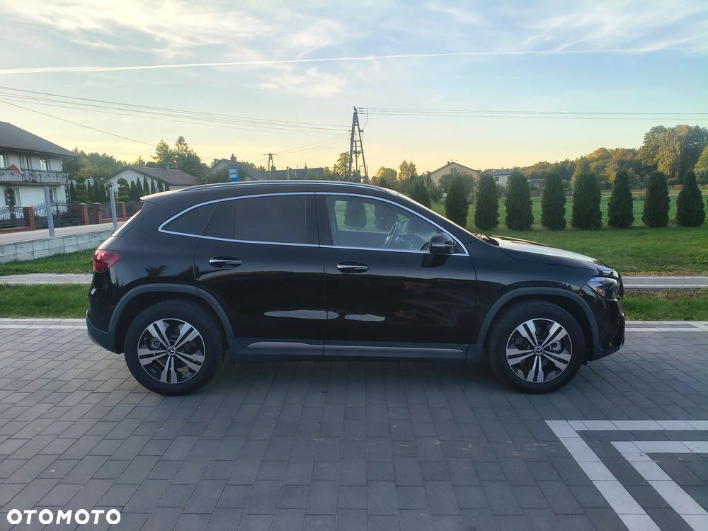 Mercedes-Benz GLA 250 8G-DCT Edition 1 - 4