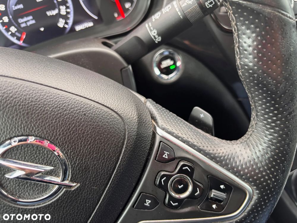 Opel Insignia 2.0 CDTI automatik Edition - 33