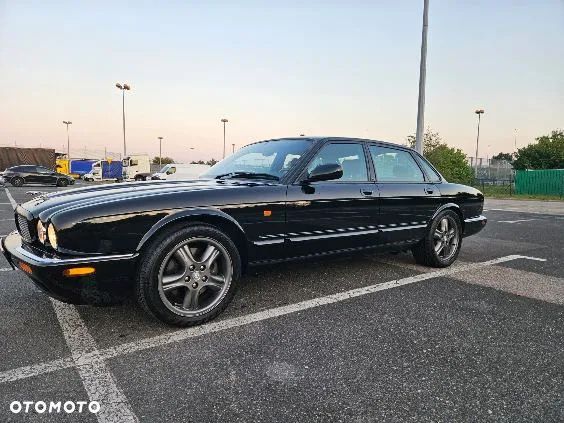 Jaguar XJR Standard - 1