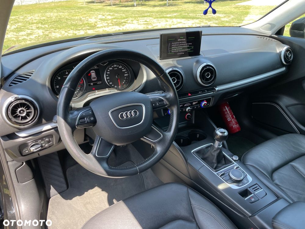 Audi A3 1.6 TDI sport - 11