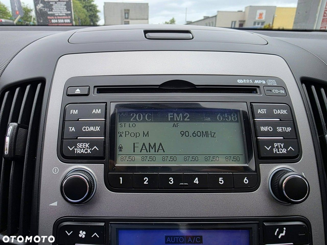 Hyundai i30 1.6 CRDI Edition Plus - 14
