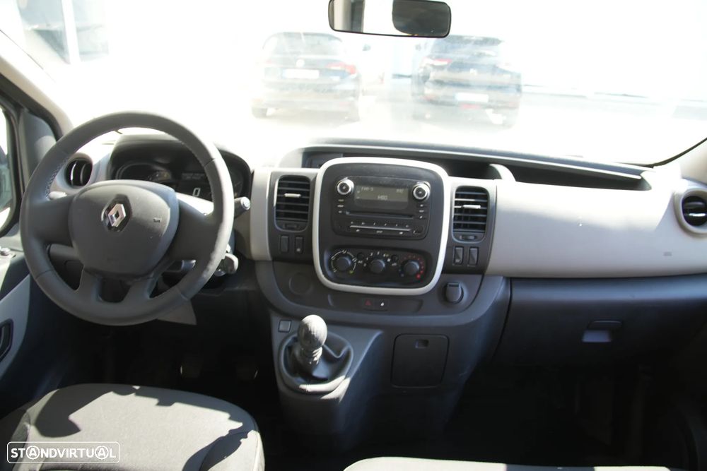 Renault Trafic 9Lugares 1.6DCI - 14