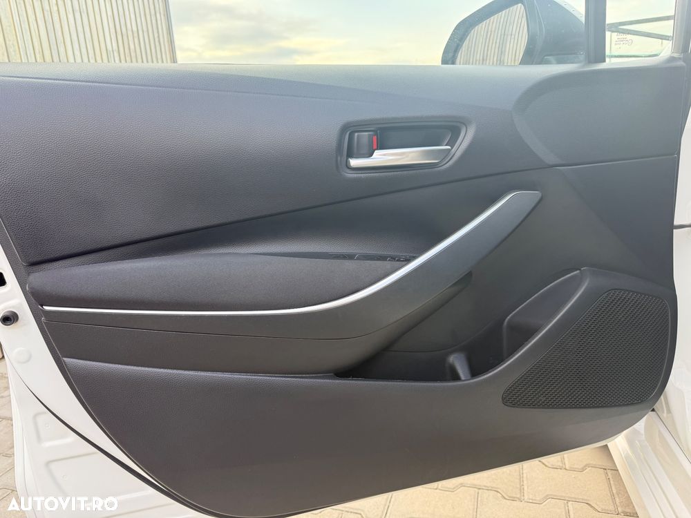 Toyota Corolla 1.8 HSD Dynamic - 14