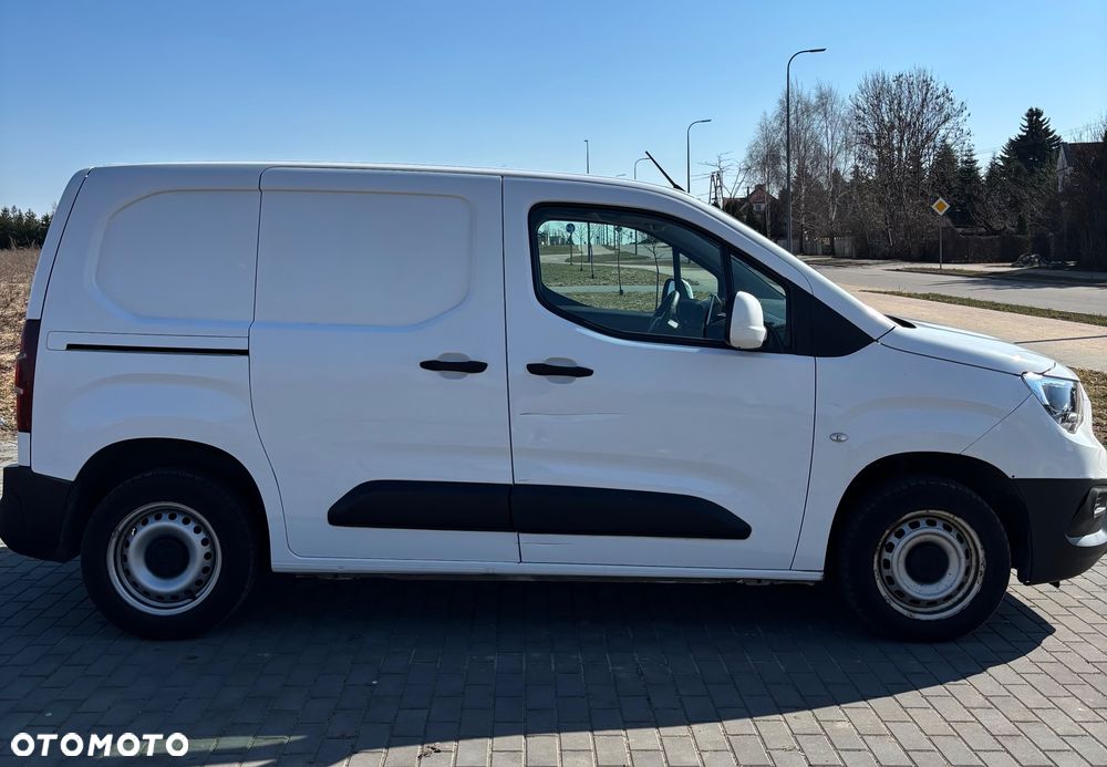 Opel Combo - 8