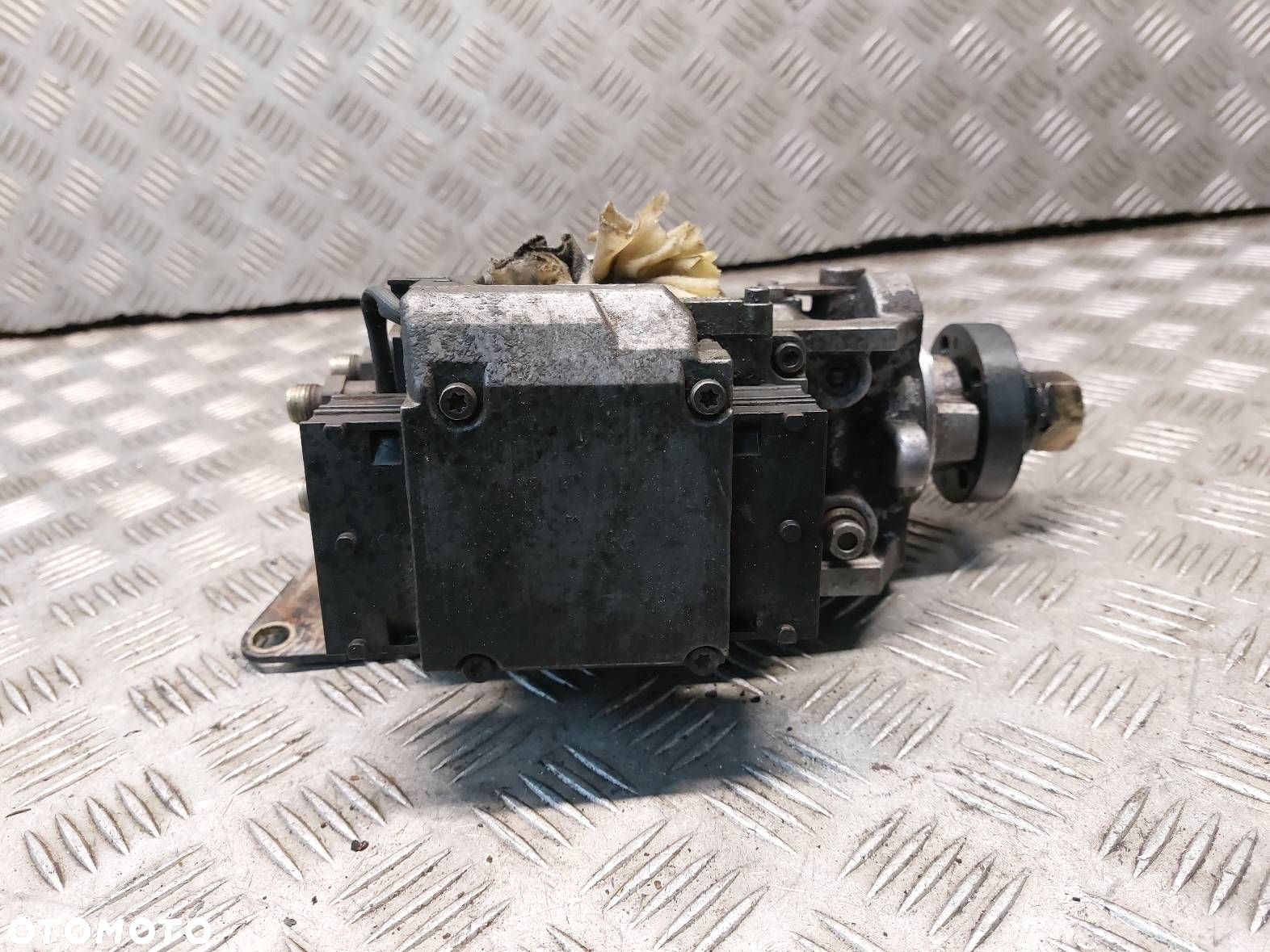 POMPA WTRYSKOWA OPEL VECTRA C 2.2 DTI 55351757 1465575011 - 5