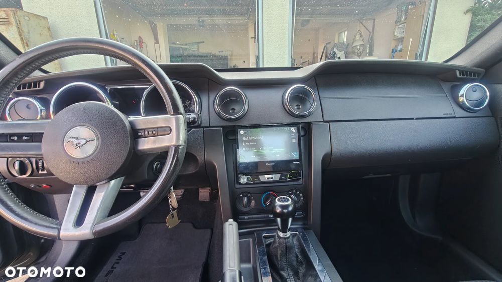 Ford Mustang 4.0 V6 - 8