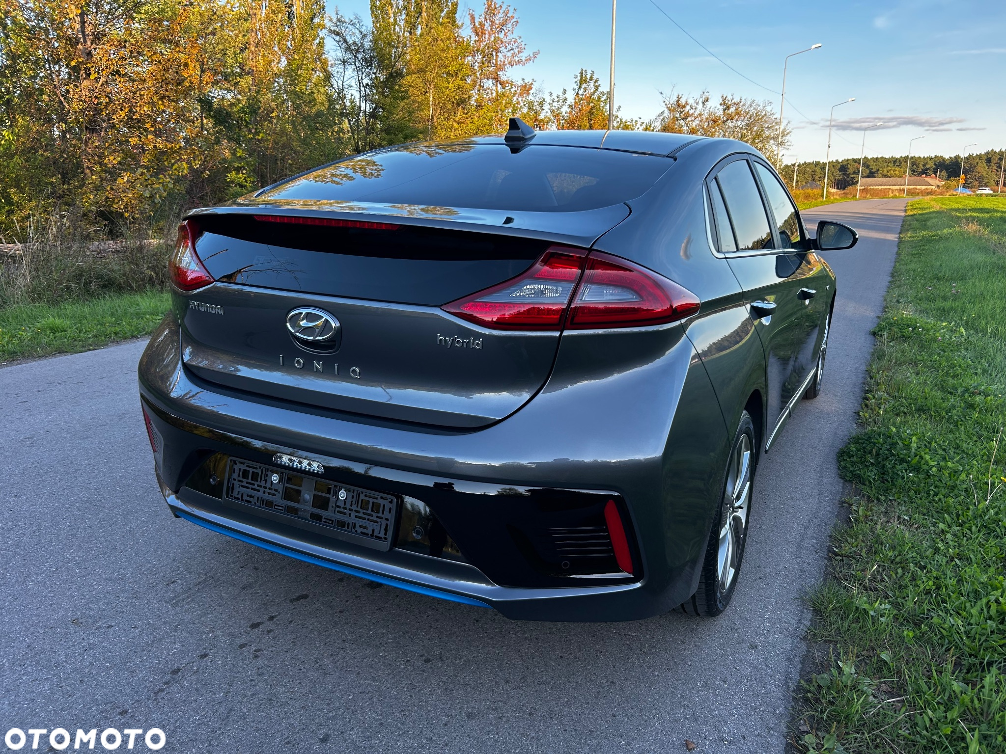 Hyundai IONIQ Hybrid 1.6 GDI Premium - 14