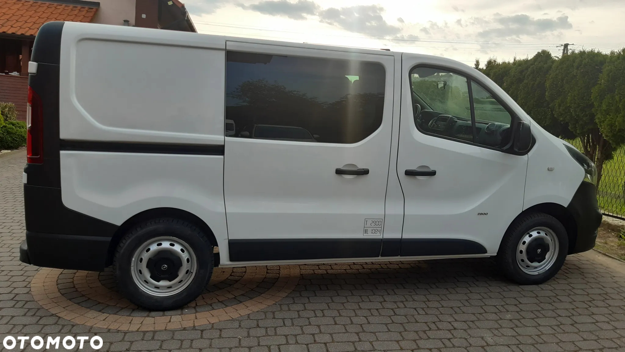 Opel Vivaro - 30