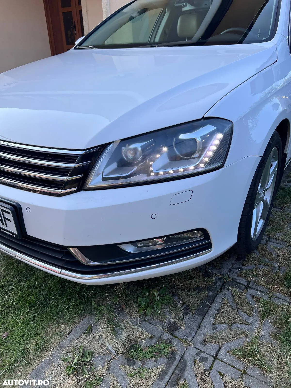 Volkswagen Passat Variant 2.0 TDI 4Motion BlueMotion Technology Comfortline DSG - 17