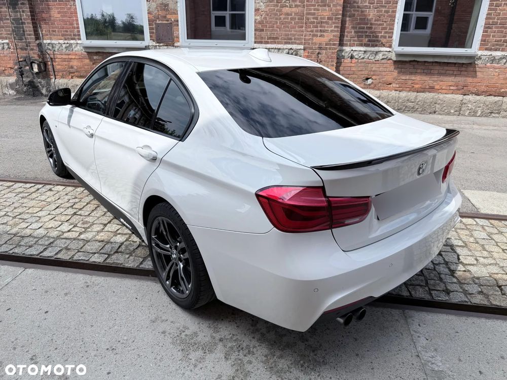 BMW Seria 3 320i xDrive M Sport Shadow - 7