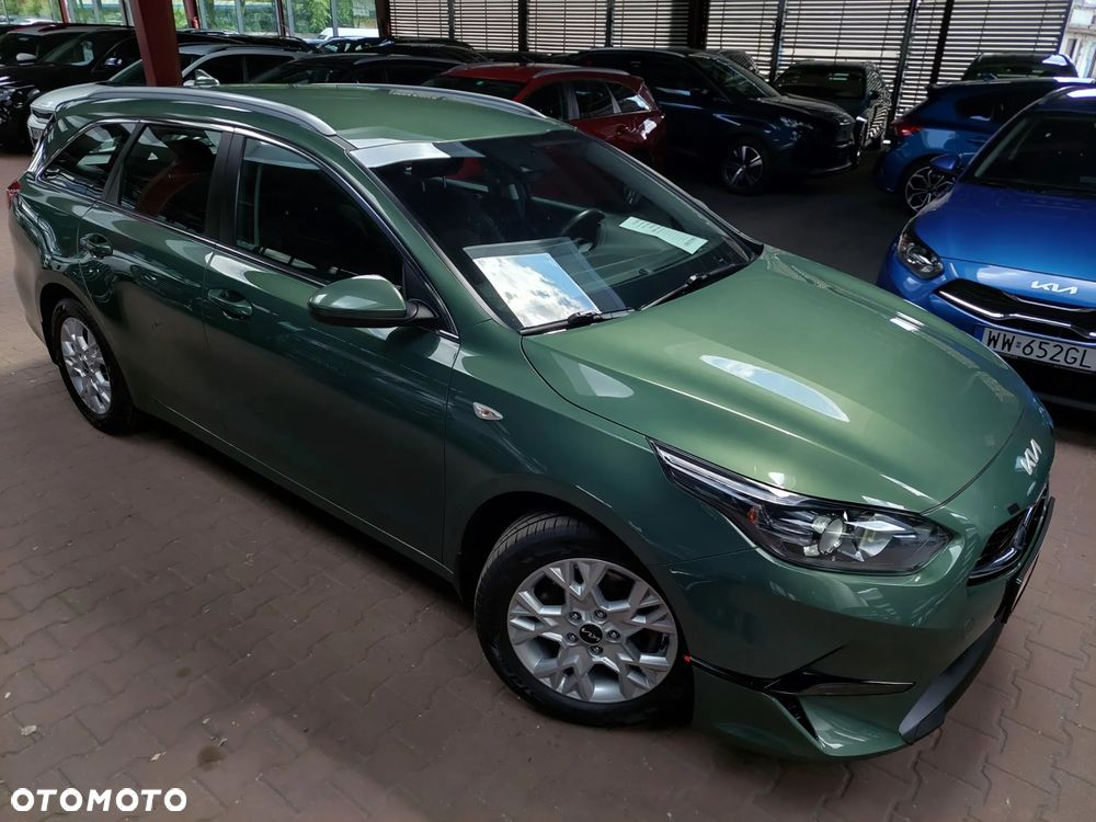 Kia Ceed 1.5 T-GDI M - 36