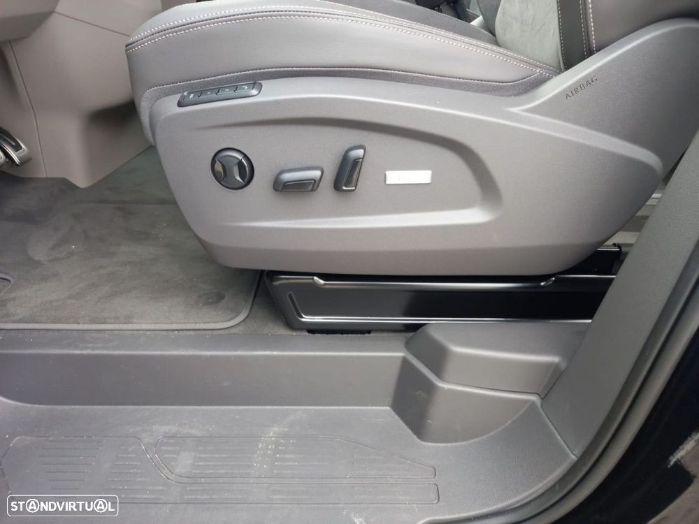 VW Multivan 2.0 TDI Style Longa DSG - 13