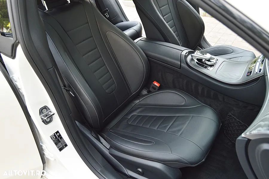 Mercedes-Benz CLS 450 4MATIC Aut - 26