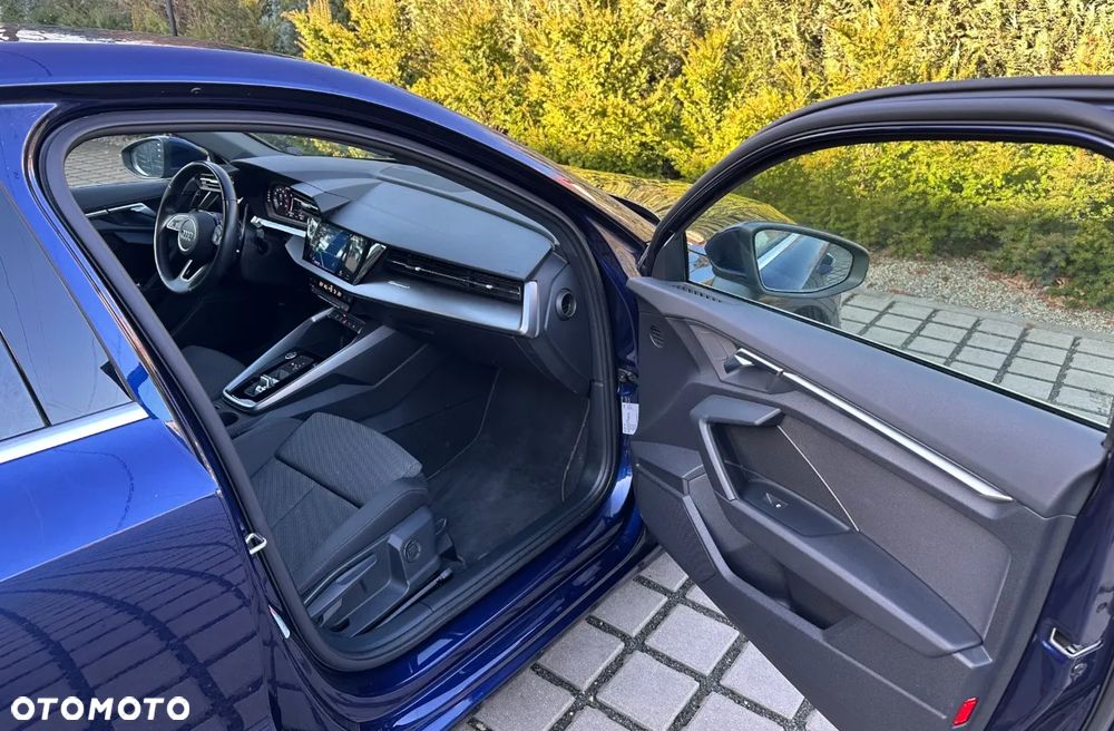 Audi A3 Sportback 35 TFSI S tronic - 16