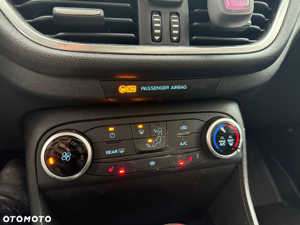 Ford Fiesta 1.1 S&S COOL&CONNECT - 14