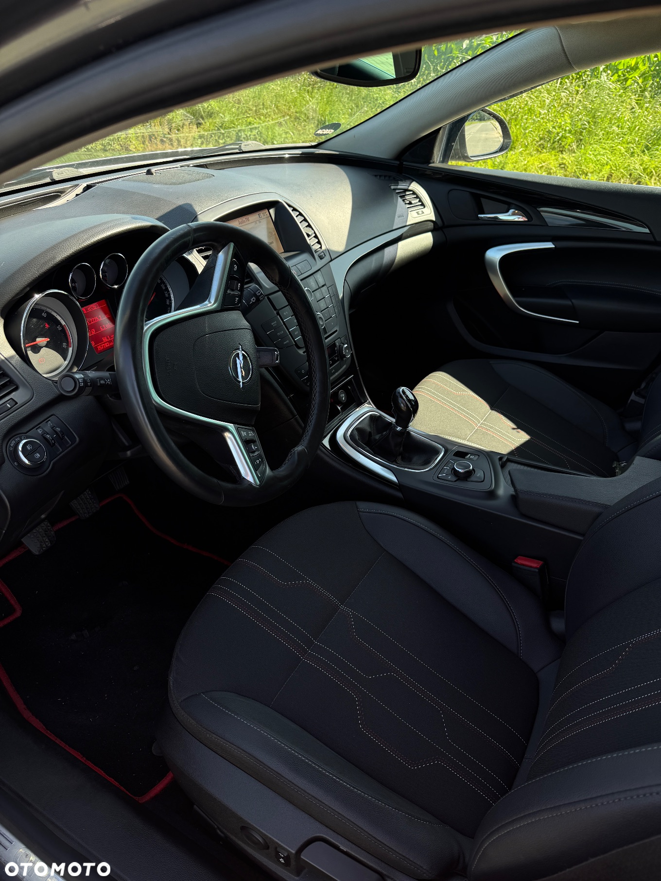 Opel Insignia 2.0 CDTI 150 Jahre - 3