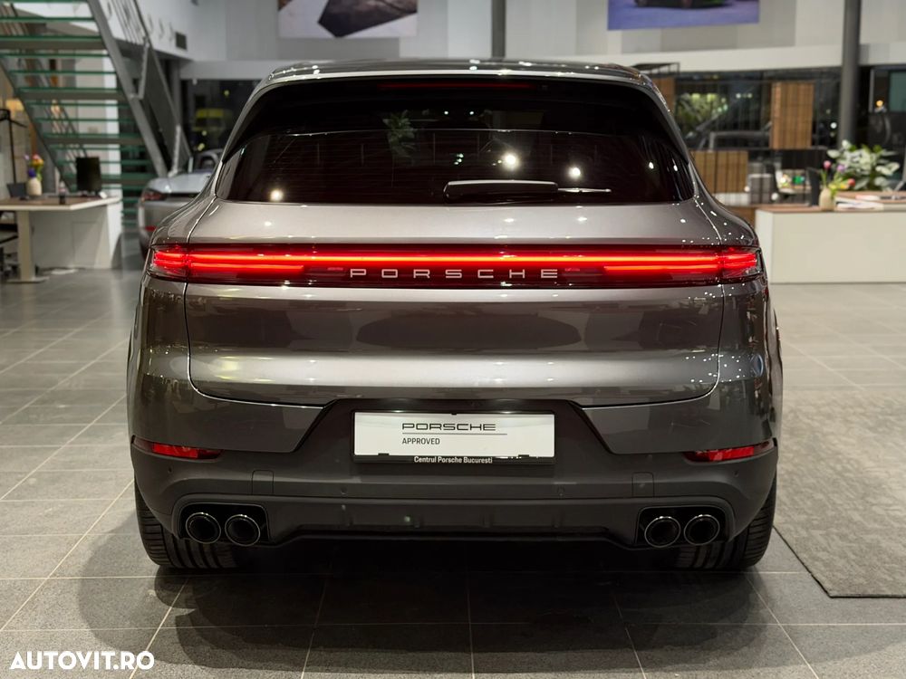 Porsche Cayenne Standard - 26