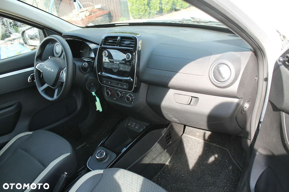 Dacia Spring - 13