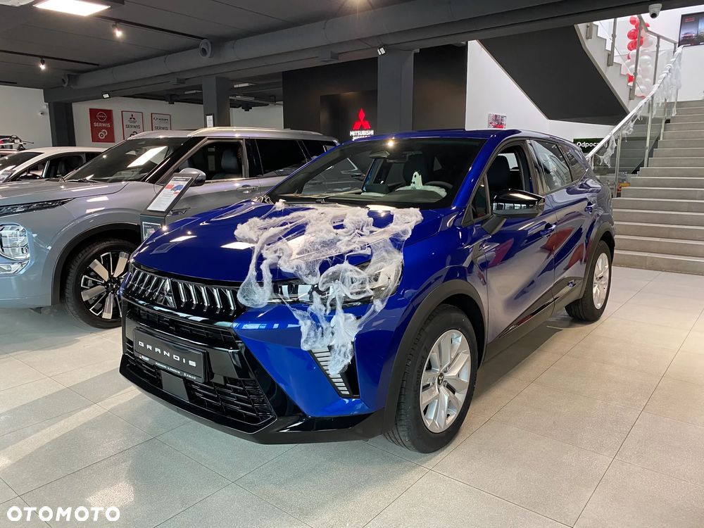 Mitsubishi Grandis - 1