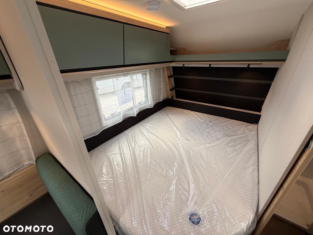 Dethleffs Camper 730FKR - 16